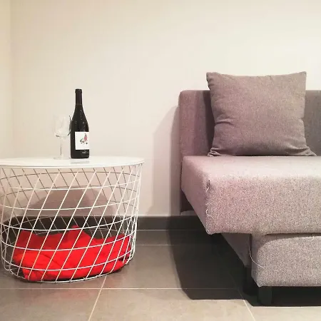 Mazi Nest